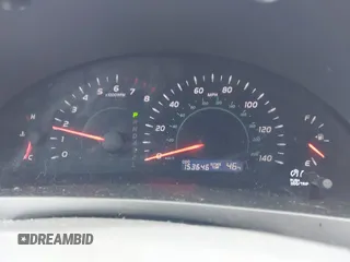 2008 Toyota Camry LE z VIN 4T1BE46KX8U762021, wystawiony jako IAAI lot #42072732 z przebiegiem 153 646 mil mil oraz . Historia ofert i sprzedaży dostępna na DreamBid. Obrazek 7.