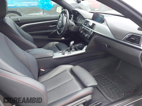 2020 BMW 4 Series 430i z VIN WBA4W3C05LFH08761, wystawiony jako IAAI lot #42485971 z przebiegiem 52 665 mil mil oraz . Historia ofert i sprzedaży dostępna na DreamBid. Obrazek 5.