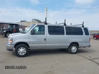 2014 Ford Econoline Passenger XL z VIN 1FBSS3BL9EDA86585, wystawiony jako IAAI lot #41909977 z przebiegiem 167 911 mil mil oraz . Historia ofert i sprzedaży dostępna na DreamBid. Obrazek 14.