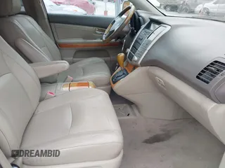 2007 Lexus RX 350 with VIN 2T2GK31U87C005244, listed as a IAAI auction lot 41959572 with 156,435 mi miles. Bid and sale history available at carsss.com. Image 5.