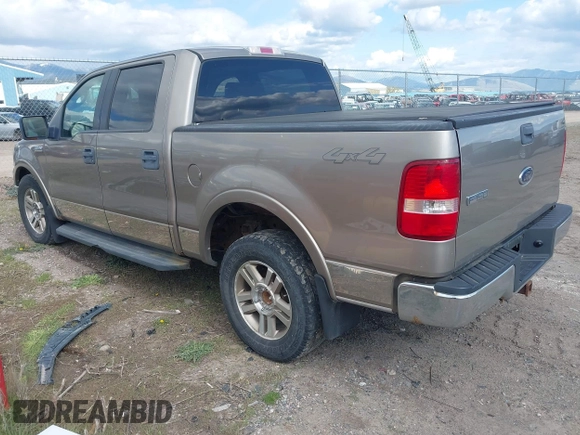 2005 Ford F-150 XLT with VIN 1FTPW14585FB15913, listed as a IAAI auction lot 42134300 with 234,597 mi miles. Bid and sale history available at carsss.com. Image 3.