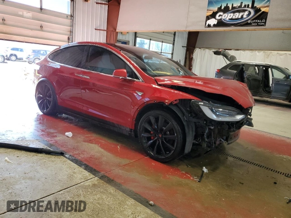 2016 Tesla Model X P90D with VIN 5YJXCAE4XGF011963, listed as a Copart auction lot 49993255 with 139,855 mi miles and Clean Title. Bid and sale history available at carsss.com. Image 4.
