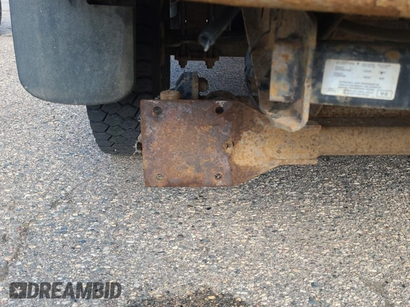 2011 Ford F-350 Platinum с VIN 1FT7W3B60BEB77928, выставлен на аукционе IAAI как лот 42626946 с пробегом 429 347 миль миль и . История ставок и продаж доступна на DreamBid. Изображение 39.