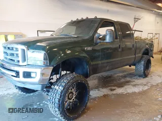 2000 Ford F-350 XL with VIN 1FTSW31F0YEE20738, listed as a IAAI auction lot 41644385 with 380,966 mi miles and . Bid and sale history available at DreamBid. Image 17.