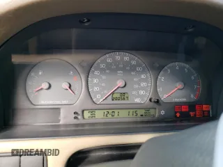 1998 Volvo V70 XC with VIN YV1LZ564XW2455598, listed as a Copart auction lot 43602145 with 200,567 mi miles and Salvage Title. Bid and sale history available at carsss.com. Image 9.