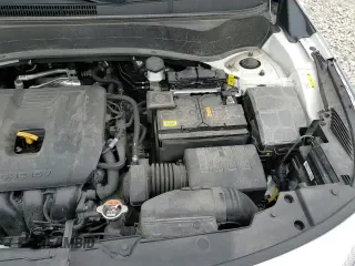 2024 Kia Seltos S z VIN KNDEUCAA1R7576042, wystawiony jako Copart lot #69838205 z przebiegiem 43 907 mil mil oraz Szkoda całkowita • Salvage title. Historia ofert i sprzedaży dostępna na DreamBid. Obrazek 14.