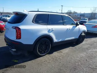 2022 Kia Telluride SX z VIN 5XYP5DHC2NG299501, wystawiony jako IAAI lot #41816830 z przebiegiem 61 413 mil mil oraz . Historia ofert i sprzedaży dostępna na DreamBid. Obrazek 4.