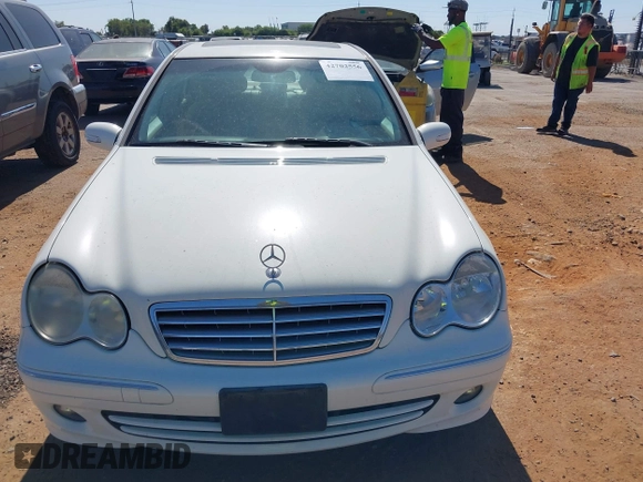 2006 Mercedes-Benz C 280 Luxury с VIN WDBRF54H06F832784, выставлен на аукционе IAAI как лот 42702556 с пробегом 143 100 миль миль и . История ставок и продаж доступна на DreamBid. Изображение 6.
