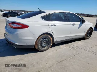 2013 Ford Fusion S with VIN 3FA6P0G72DR286471, listed as a Copart auction lot 48069165 with 263,228 mi miles and Clean Title. Bid and sale history available at carsss.com. Image 3.