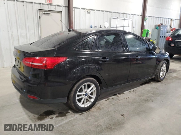 2015 Ford Focus SE with VIN 1FADP3F28FL310689, listed as a Copart auction lot 44256105 with 190,317 mi miles and Clean Title. Bid and sale history available at carsss.com. Image 3.