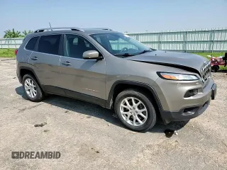 2017 Jeep Cherokee Latitude z VIN 1C4PJMCS0HW606505, wystawiony jako Copart lot #59807475 z przebiegiem 83 035 mil mil oraz Czysty tytuł • Clean title. Historia ofert i sprzedaży dostępna na DreamBid. Obrazek 14.