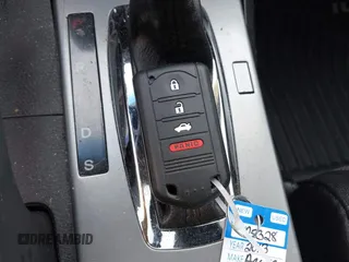 2013 Acura ILX with VIN 19VDE1F3XDE002337, listed as a IAAI auction lot 41417917 with 170,373 mi miles. Bid and sale history available at carsss.com. Image 11.