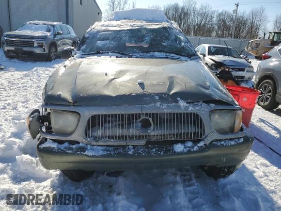 2000 Mercury Mountaineer z VIN 4M2ZU86P4YUJ11793, wystawiony jako Copart lot #42039265 z przebiegiem 231 387 mil mil oraz Czysty tytuł • Clean title. Historia ofert i sprzedaży dostępna na DreamBid. Obrazek 5.