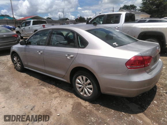 2013 Volkswagen Passat S with VIN 1VWAP7A34DC037958, listed as a IAAI auction lot 42641590 with 226,959 mi miles and . Bid and sale history available at DreamBid. Image 3.