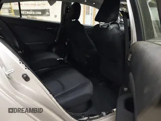 2017 Toyota Prius Plus z VIN JTDKARFP1H3044307, wystawiony jako IAAI lot #41440321 z przebiegiem 40 512 mil mil oraz . Historia ofert i sprzedaży dostępna na DreamBid. Obrazek 8.