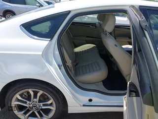 2020 Ford Fusion SEL with VIN 3FA6P0CD3LR152711, listed as a IAAI auction lot 42516763 with 97,073 mi miles and . Bid and sale history available at DreamBid. Image 8.