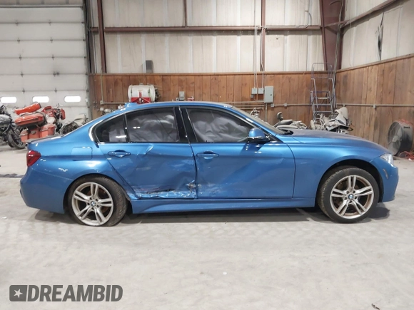 2014 BMW 3 Series 328i xDrive with VIN WBA3B5C5XEP652454, listed as a IAAI auction lot 41949889 with 176,011 mi miles. Bid and sale history available at carsss.com. Image 13.