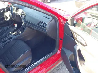 2019 Volkswagen Jetta GLI S z VIN 3VW5T7BU3KM225015, wystawiony jako IAAI lot #41352228 z przebiegiem 96 874 mil mil oraz . Historia ofert i sprzedaży dostępna na DreamBid. Obrazek 5.