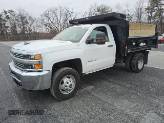 2018 Chevrolet Silverado 3500HD Work Truck with VIN 1GB3KYCY5JF128065, listed as a Copart auction lot 86155594 with 42,535 mi miles and Clean Title. Bid and sale history available at carsss.com. Image 1.