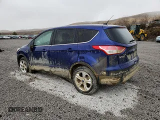 2015 Ford Escape SE with VIN 1FMCU9G99FUB32701, listed as a Copart auction lot 47476165 with 233,812 mi miles and Salvage Title. Bid and sale history available at DreamBid. Image 2.