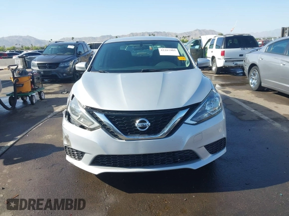 2017 Nissan Sentra S z VIN 3N1AB7AP9HY277592, wystawiony jako IAAI lot #42287903 z przebiegiem 186 876 mil mil oraz . Historia ofert i sprzedaży dostępna na DreamBid. Obrazek 13.