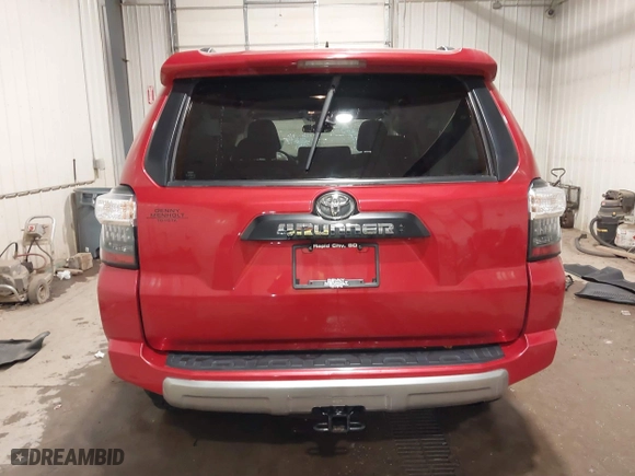 2022 Toyota 4Runner TRD Off Road with VIN JTEPU5JR1N6051181, listed as a IAAI auction lot 40981703 with 45,948 mi miles. Bid and sale history available at carsss.com. Image 16.