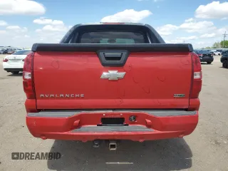 2010 Chevrolet Avalanche LT with VIN 3GNVKFE05AG157345, listed as a Copart auction lot 58083315 with 186,530 mi miles and Salvage title. Bid and sale history available at DreamBid. Image 6.