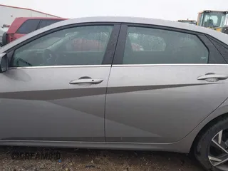 2025 Hyundai Elantra SEL Convenience with VIN KMHLS4DG7SU952152, listed as a IAAI auction lot 42188302 with 4,620 mi miles and . Bid and sale history available at DreamBid. Image 15.