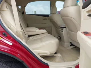 2010 Lexus RX 350 z VIN JTJZK1BAXA2408960, wystawiony jako IAAI lot #42624601 z przebiegiem 167 468 mil mil oraz . Historia ofert i sprzedaży dostępna na DreamBid. Obrazek 8.