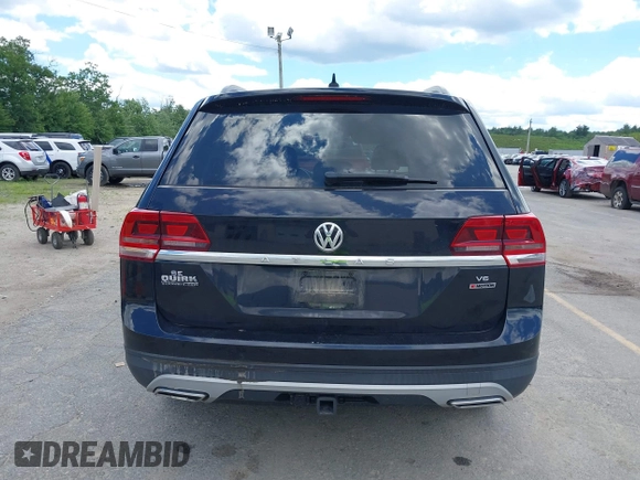 2020 Volkswagen Atlas SE z VIN 1V2UR2CA7LC504330, wystawiony jako IAAI lot #39755712 z przebiegiem 79 892 mil mil oraz . Historia ofert i sprzedaży dostępna na DreamBid. Obrazek 16.