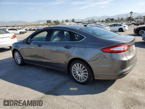 2013 Ford Fusion SE Hybrid with VIN 3FA6P0LU0DR142722, listed as a Copart auction lot 53669205 with 193,990 mi miles and Salvage Title. Bid and sale history available at carsss.com. Image 2.