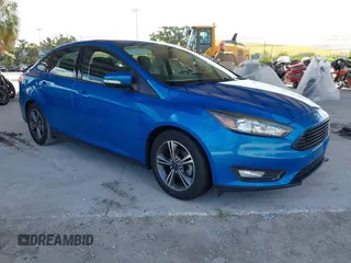 2016 Ford Focus SE with VIN 1FADP3FE3GL226145, listed as a IAAI auction lot 42166519 with 85,769 mi miles. Bid and sale history available at carsss.com. Image 1.