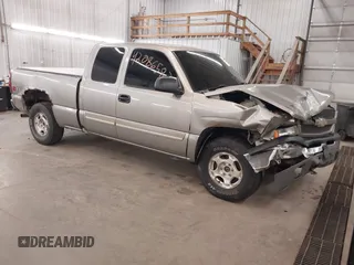 2003 Chevrolet Silverado 1500 LT with VIN 1GCEK19T83E148729, listed as a IAAI auction lot 42086583 with 224,329 mi miles and . Bid and sale history available at DreamBid. Image 1.