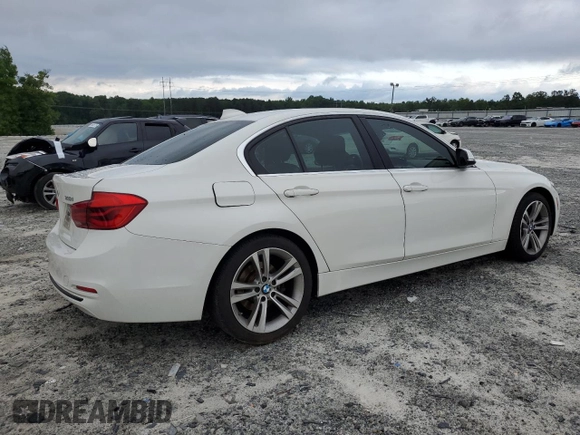 2018 BMW 3 Series 330i z VIN WBA8B9G53JNV00383, wystawiony jako Copart lot #60149505 z przebiegiem 152 711 mil mil oraz Czysty tytuł • Clean title. Historia ofert i sprzedaży dostępna na DreamBid. Obrazek 3.