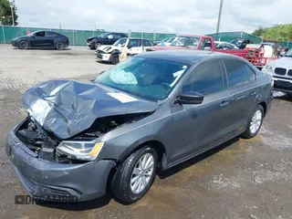 2013 Volkswagen Jetta S with VIN 3VW2K7AJ5DM285488, listed as a IAAI auction lot 42521944 with 132,655 mi miles and . Bid and sale history available at DreamBid. Image 18.