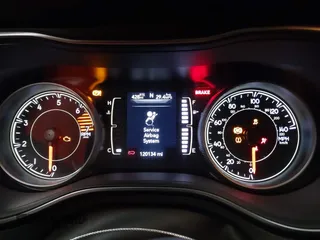 2020 Jeep Cherokee Altitude с VIN 1C4PJMLBXLD539576, выставлен на аукционе IAAI как лот 42315341 с пробегом 120 134 миль миль и . История ставок и продаж доступна на DreamBid. Изображение 7.