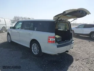 2014 Ford Flex SEL with VIN 2FMGK5C88EBD09532, listed as a IAAI auction lot 41834235 with 207,230 mi miles. Bid and sale history available at carsss.com. Image 3.