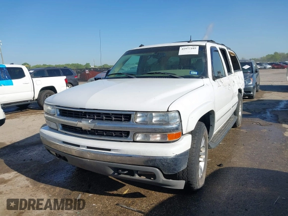 2003 Chevrolet Suburban LT with VIN 1GNFK16Z83R307164, listed as a IAAI auction lot 41977105 with 275,328 mi miles. Bid and sale history available at carsss.com. Image 17.