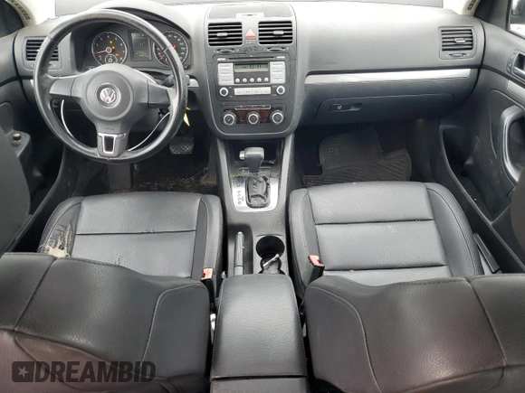 2010 Volkswagen Jetta SE with VIN 3VWRZ7AJ2AM118463, listed as a Copart auction lot 61217035 with 159,847 mi miles and Clean title. Bid and sale history available at DreamBid. Image 8.