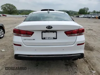2019 Kia Optima LX z VIN 5XXGT4L38KG308568, wystawiony jako Copart lot #57218295 z przebiegiem 71 963 mil mil oraz Szkoda całkowita • Salvage title. Historia ofert i sprzedaży dostępna na DreamBid. Obrazek 6.