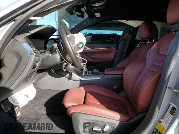 2022 BMW 4 Series M440i xDrive with VIN WBA13AW06NFM38130, listed as a Copart auction lot 82403874 with 49,302 mi miles and Salvage title. Bid and sale history available at DreamBid. Image 7.