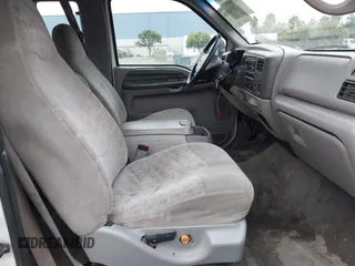 1999 Ford F-250 XL с VIN 1FTNX20L2XEC79228, выставлен на аукционе IAAI как лот 40369897 с пробегом 256 289 миль миль и . История ставок и продаж доступна на DreamBid. Изображение 5.