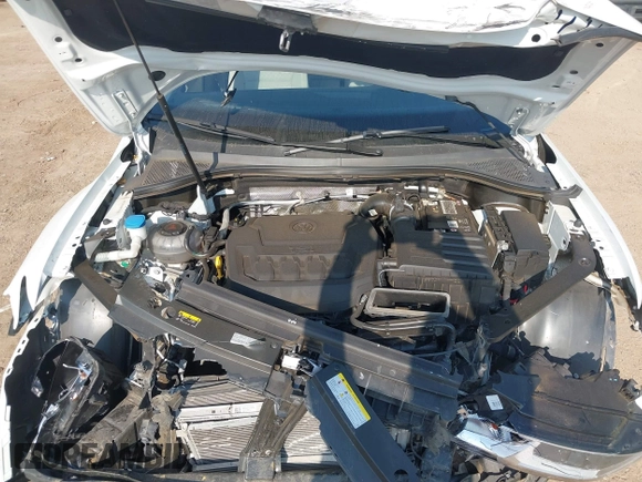 2021 Volkswagen Tiguan S с VIN 3VV1B7AX6MM110493, выставлен на аукционе IAAI как лот 42042818 с пробегом 49 745 миль миль и . История ставок и продаж доступна на DreamBid. Изображение 10.