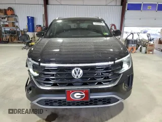 2024 Volkswagen Atlas SE z VIN 1V2KE2CA8RC240854, wystawiony jako Copart lot #53990835 z przebiegiem 12 291 mil mil oraz Szkoda całkowita • Salvage title. Historia ofert i sprzedaży dostępna na DreamBid. Obrazek 5.