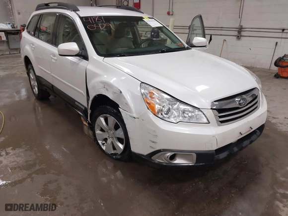 2012 Subaru Outback 2.5i with VIN 4S4BRBAC1C3259551, listed as a IAAI auction lot 41810429 with 122,402 mi miles. Bid and sale history available at carsss.com. Image 6.