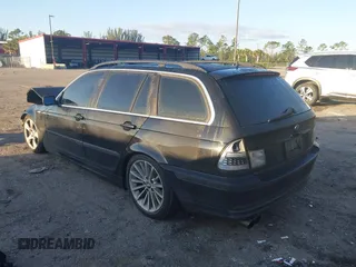 2004 BMW 3 Series 325i with VIN WBAEN33454PC12753, listed as a IAAI auction lot 41865942 with 1 mi miles. Bid and sale history available at carsss.com. Image 3.