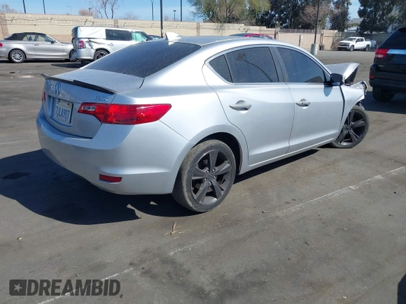 2015 Acura ILX with VIN 19VDE1F30FE001149, listed as a IAAI auction lot 41708274 with 101,081 mi miles. Bid and sale history available at carsss.com. Image 4.
