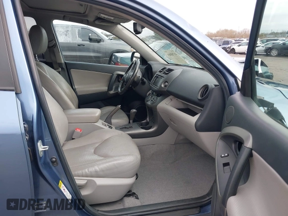 2011 Toyota RAV4 Ltd with VIN 2T3DK4DV4BW062797, listed as a IAAI auction lot 41760456 with 112,232 mi miles. Bid and sale history available at carsss.com. Image 5.