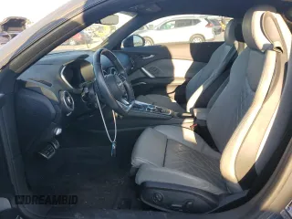 2016 Audi TT 2.0T z VIN TRUC5AFV3G1020339, wystawiony jako Copart lot #84490084 z przebiegiem Nie podano mil oraz Szkody całkowita. Historia ofert i sprzedaży dostępna na DreamBid. Obrazek 7.