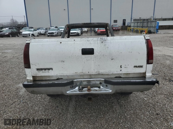 1997 GMC Sierra 1500 with VIN 1GTGC24R3VZ522487, listed as a Copart auction lot 44922165 with Not Provided miles and Non Repairable. Bid and sale history available at DreamBid. Image 6.